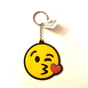 💥5/$15 😘 Smiley Wink KISS Keychain 😉 Love 💕 Emoji